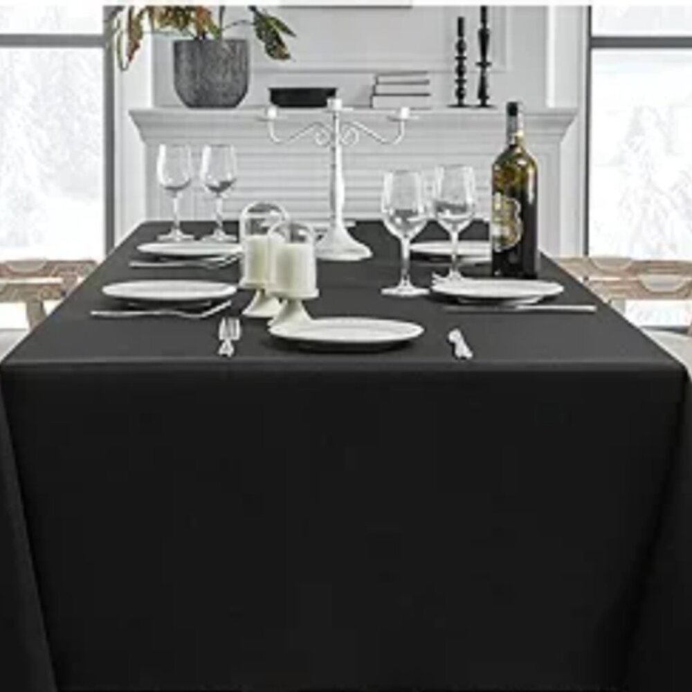 Black:90x132 Tablecloth - where elegance is always on the guest list!